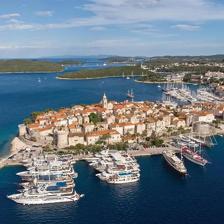 Awesome In With Wi-fi Apartment Korcula Town