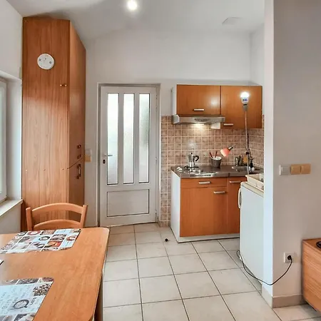 Awesome In With Wi-fi Apartment Korcula Town